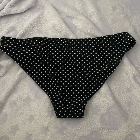 Polkadot bathing suit, bottoms - Picture 2 of 4